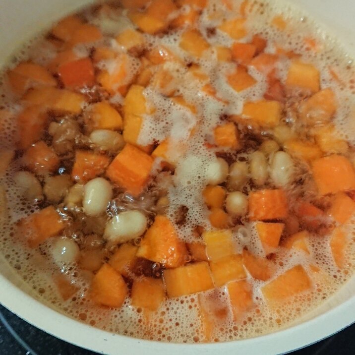 目指せフジッコ!水煮大豆と人参の煮物